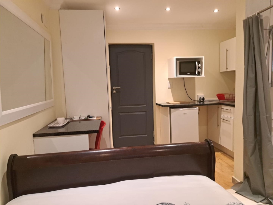 To Let 0 Bedroom Property for Rent in Green Point Western Cape